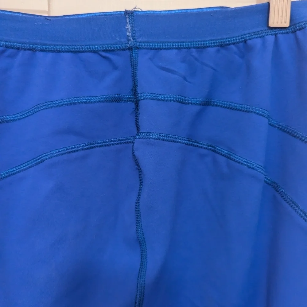 ALO Yoga Capri Pants Women Cobalt Blue Yoga Medium Running Hiking Walking